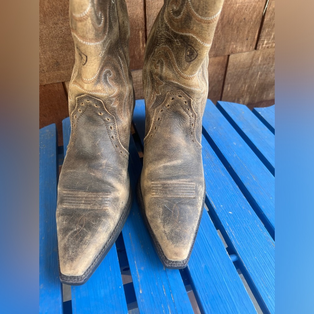 Women’s Western Heritage Ariat 10019915 boots size 11 - Picture 9 of 11
